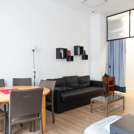 49 M In The Heart Of * Paris